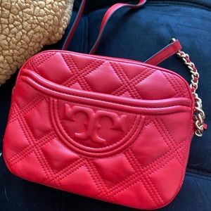 Tory Burch Fleming Soft Crossbody Bag in Red